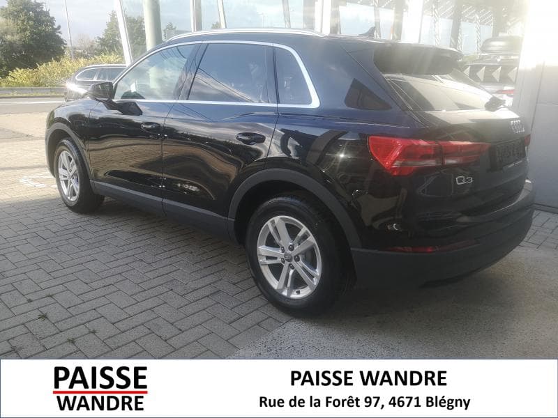 Audi Q3 attraction - 9