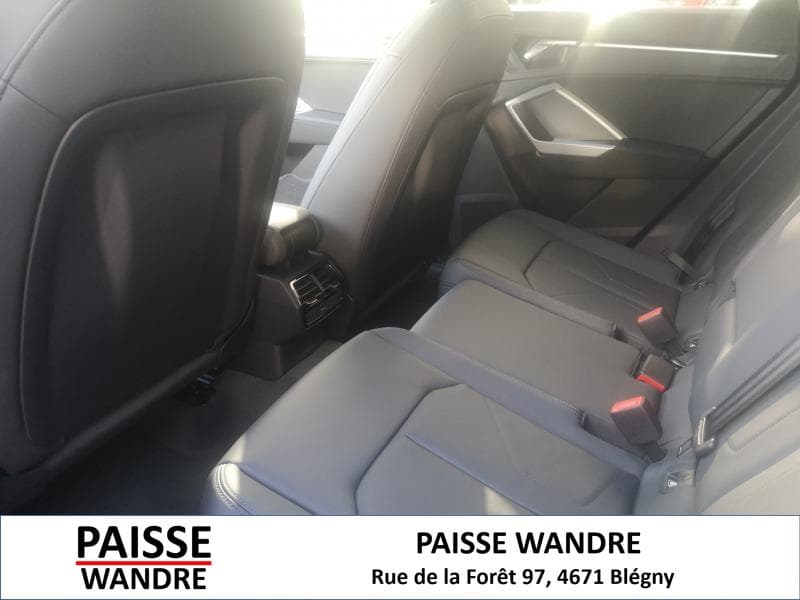 Audi Q3 attraction - 20