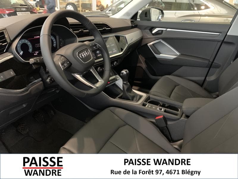 Audi Q3 Advanced - 10