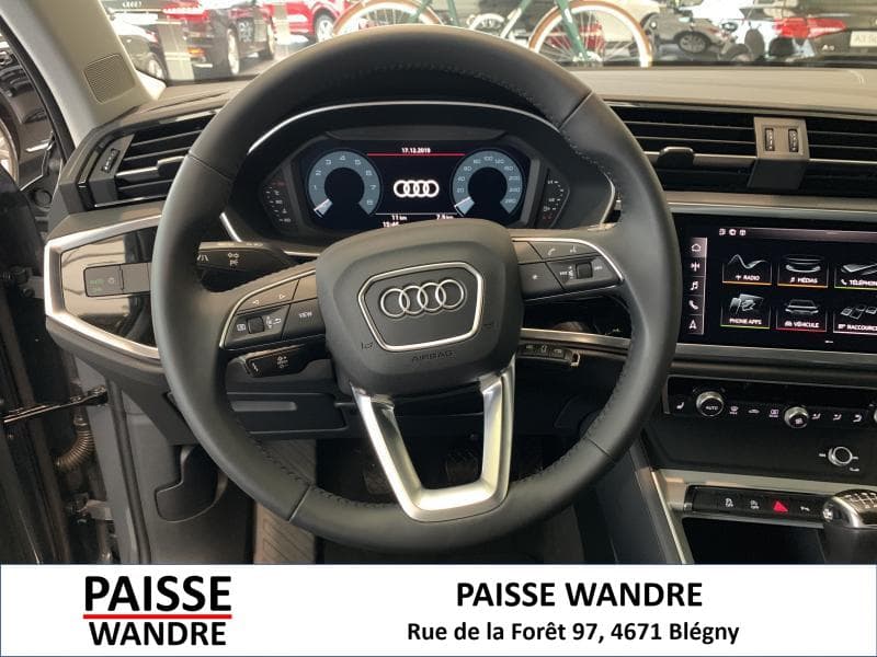 Audi Q3 Advanced - 13