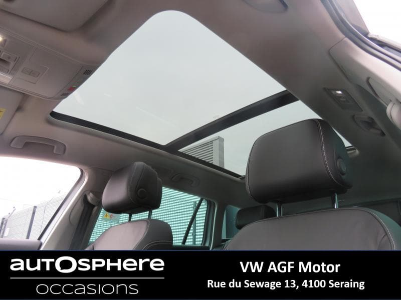 Volkswagen Passat Elegance Business - 37
