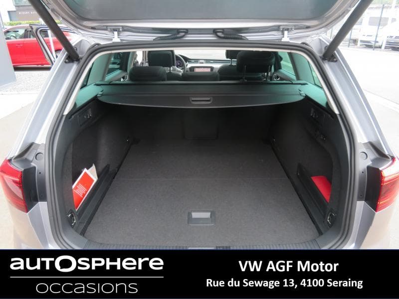 Volkswagen Passat Elegance Business - 39