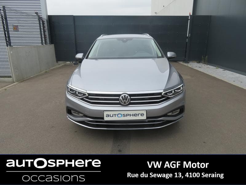 Volkswagen Passat Elegance Business - 4