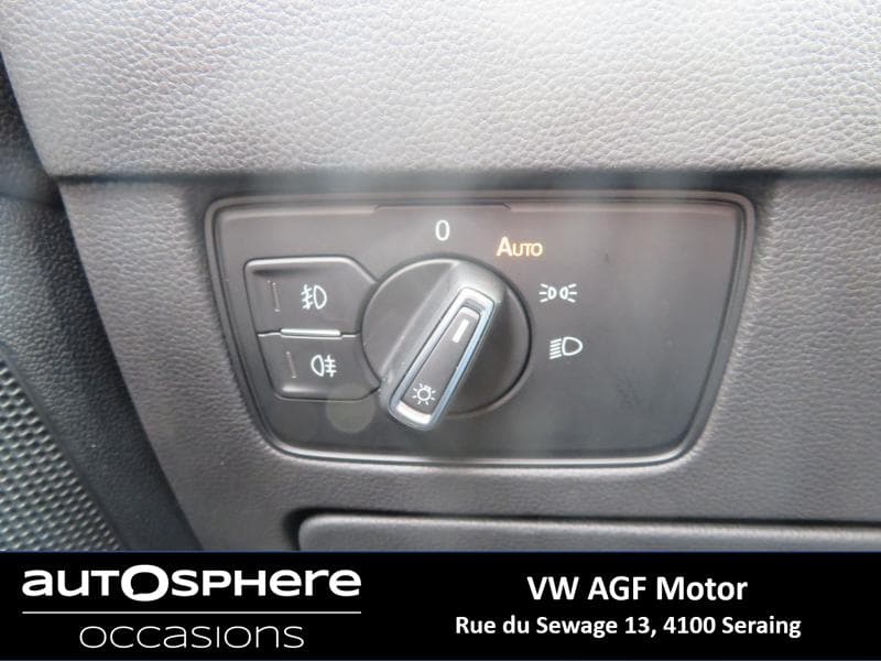 Volkswagen Passat Elegance Business - 31
