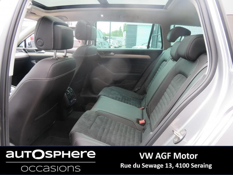 Volkswagen Passat Elegance Business - 18