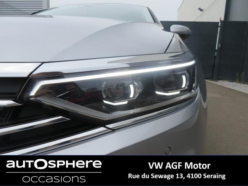 Volkswagen Passat Elegance Business - 10
