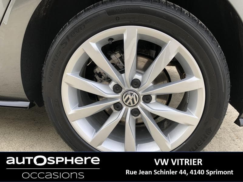 Volkswagen Golf R-Line - 8