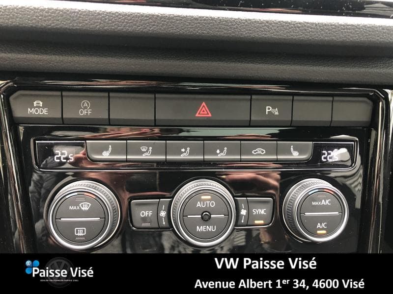 Volkswagen T-Roc BLACK STYLE - 17