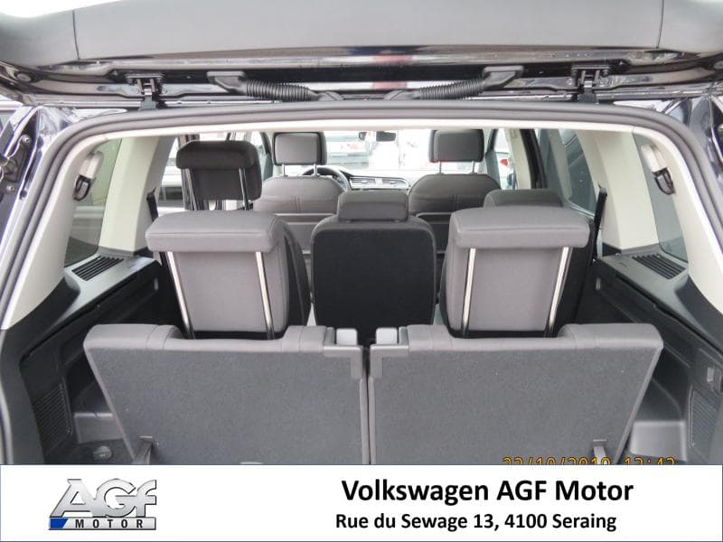 Volkswagen Touran Highline - 21