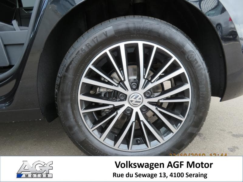 Volkswagen Touran Highline - 13