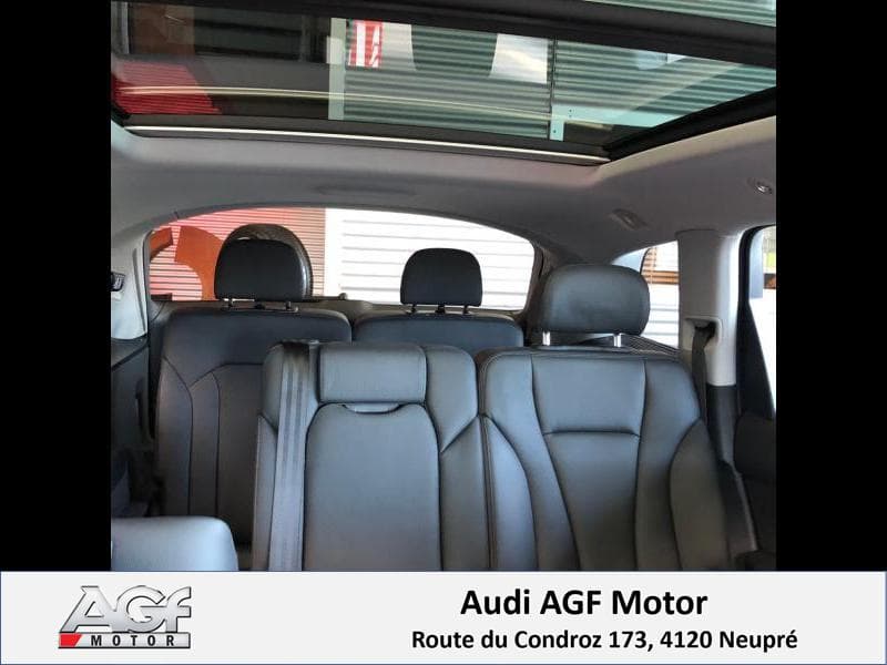 Audi Q7 S-Line - 10
