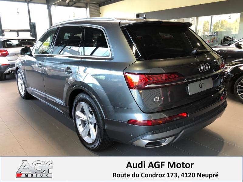 Audi Q7 S-Line - 3