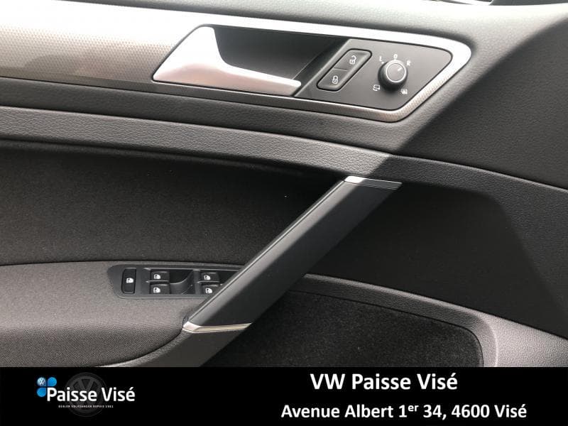 Volkswagen Golf IQ DRIVE - 22