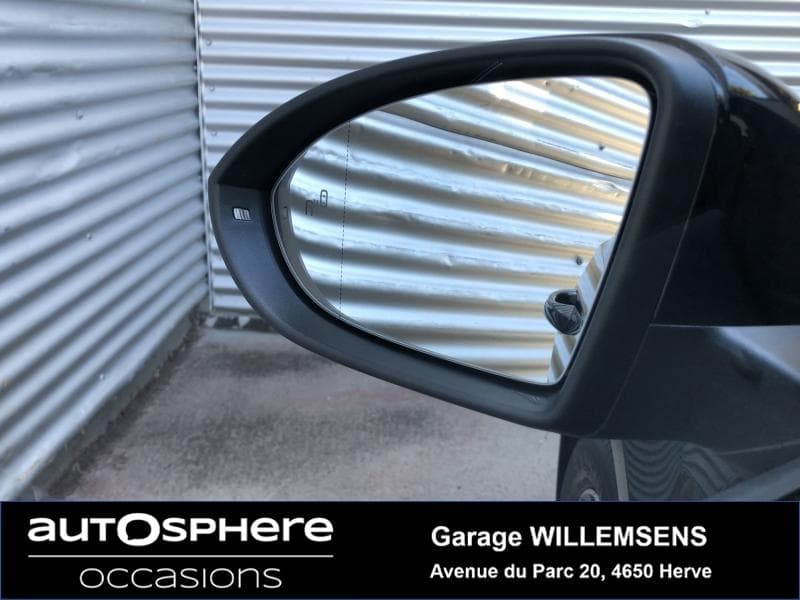 Volkswagen Golf IQ DRIVE - 28