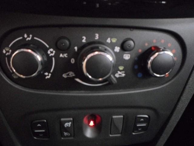 Dacia Logan 16V Anniversary - 12