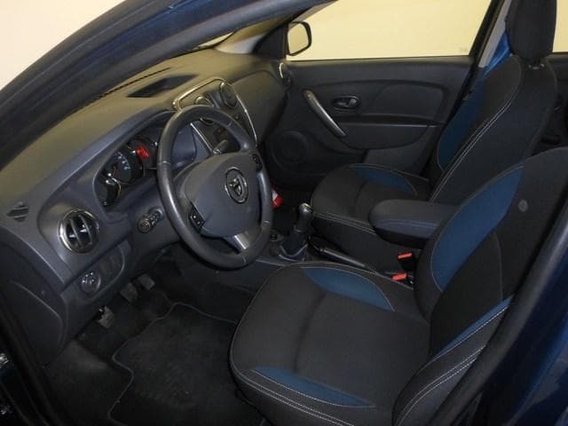 Dacia Logan 16V Anniversary - 8