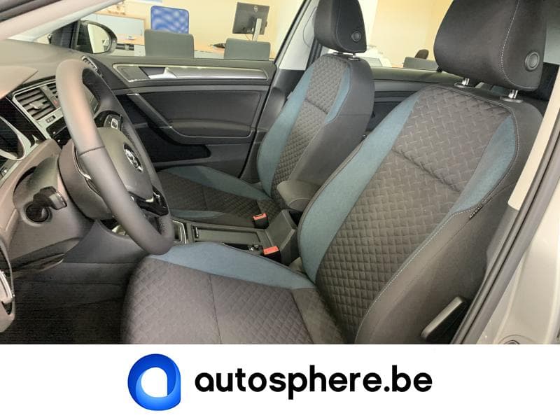 Volkswagen Golf IQ Drive - 3