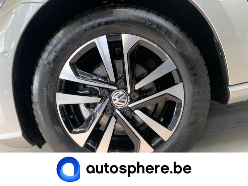 Volkswagen Golf IQ Drive - 10