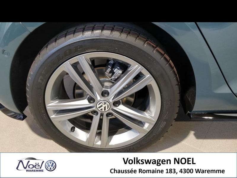 Volkswagen Golf IQ Drive - 16