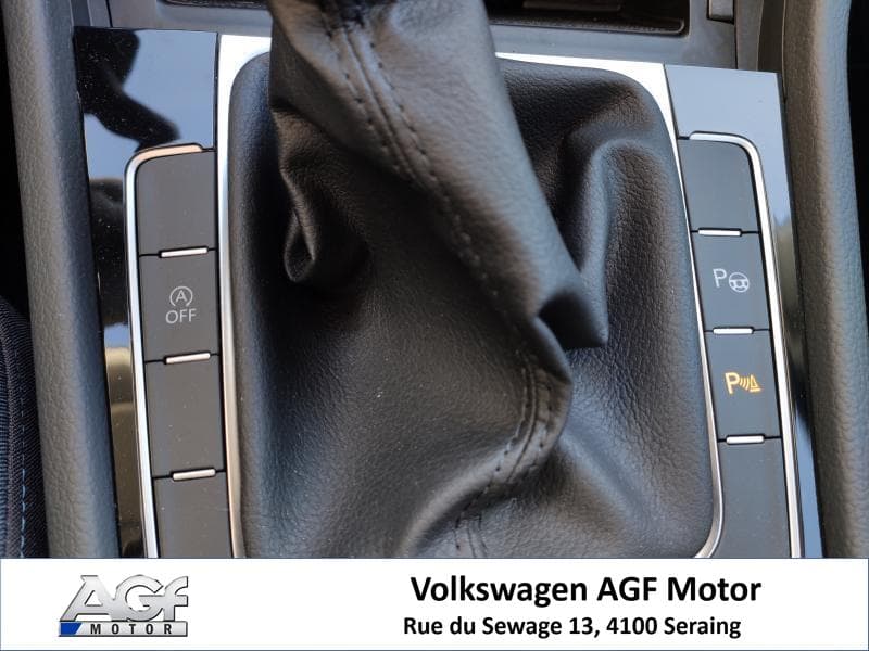 Volkswagen Golf IQ Drive - 20