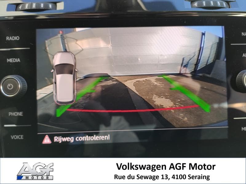 Volkswagen Golf IQ Drive - 22