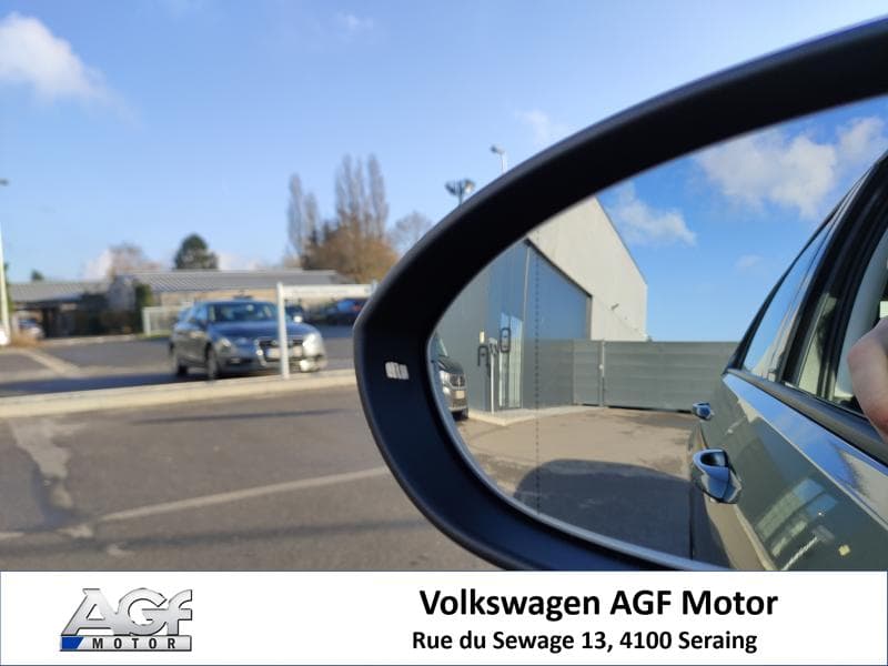 Volkswagen Golf IQ Drive - 27