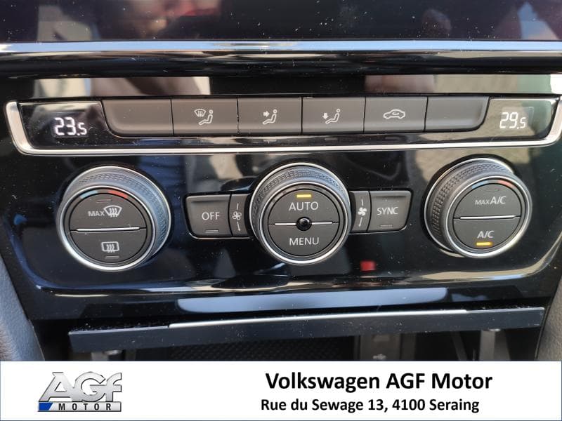 Volkswagen Golf IQ Drive - 21