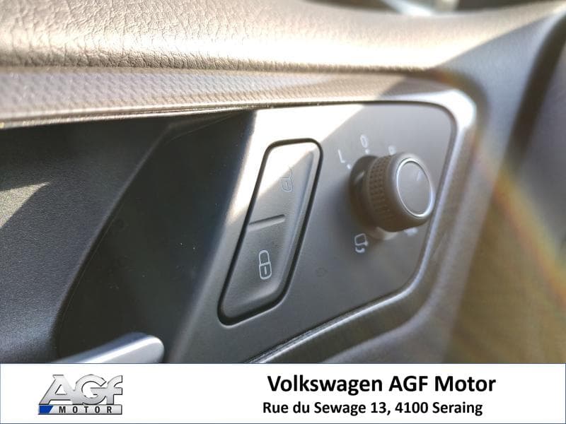 Volkswagen Golf IQ Drive - 24