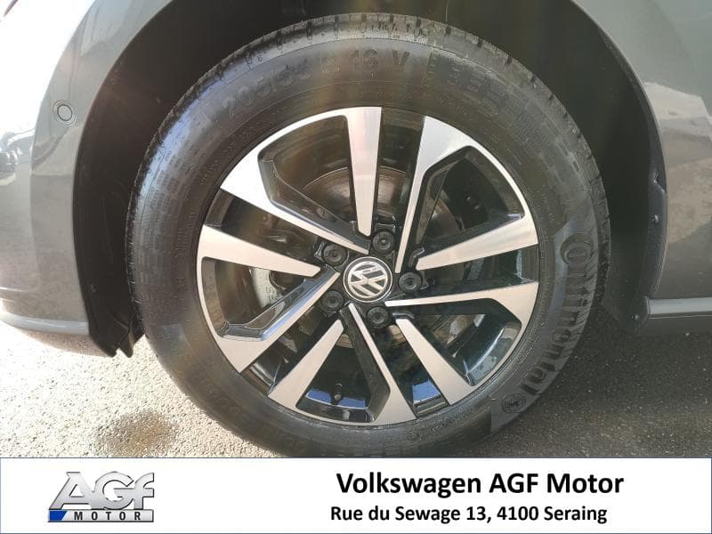 Volkswagen Golf IQ Drive - 12