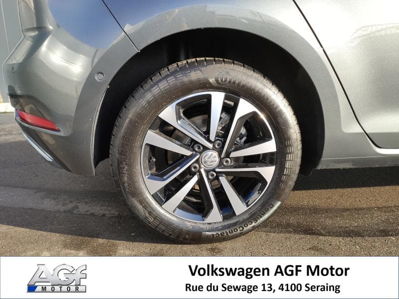 Volkswagen Golf IQ Drive - 14