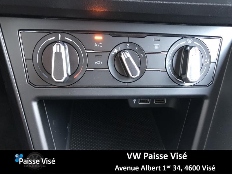 Volkswagen Polo VI Trendline - 16