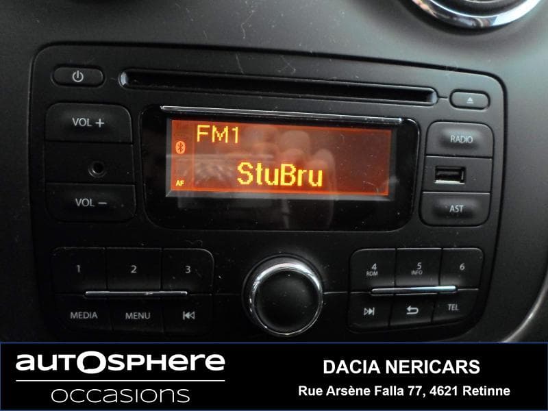 Dacia Logan Laureate - 16
