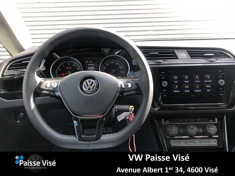 Volkswagen Touran III Highline - 7