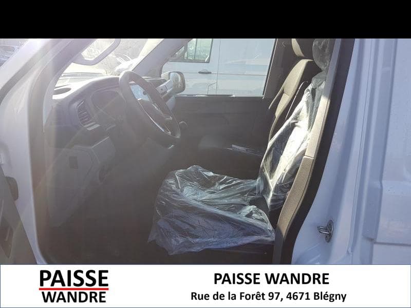 Volkswagen Transporter new transporter T6.1 court 2.0 - 4