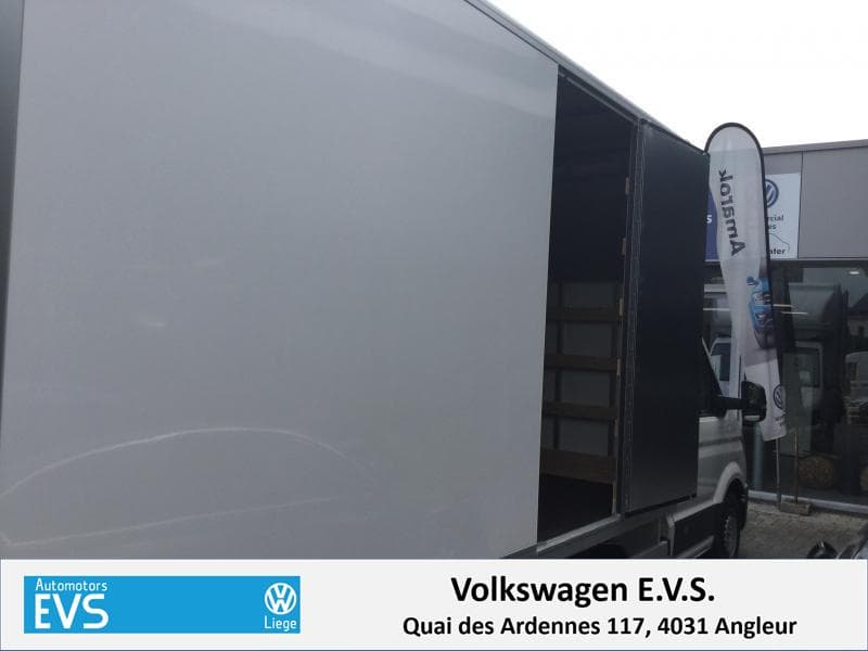 Volkswagen Crafter 35 L4 Caisse Polyester - 10