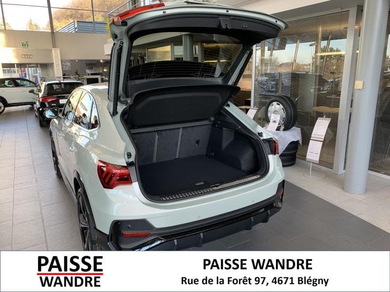 Audi Q3 Sportback - 16