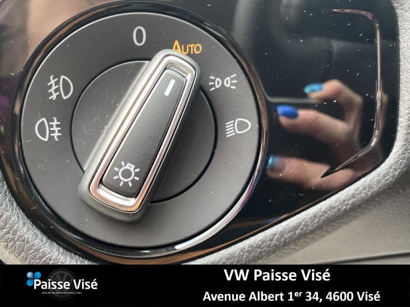 Volkswagen Golf IQ DRIVE - 22