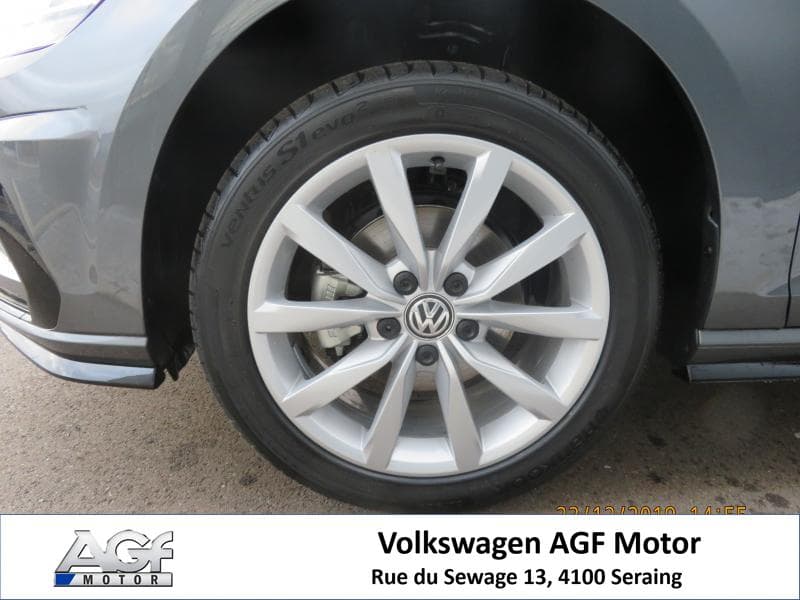 Volkswagen Golf R-LINE - 18