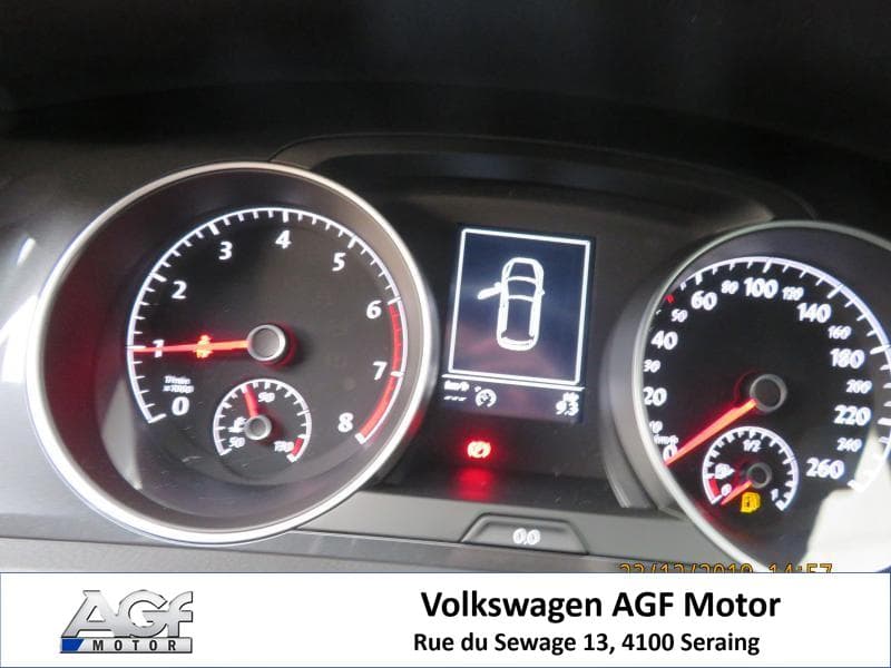 Volkswagen Golf R-LINE - 28