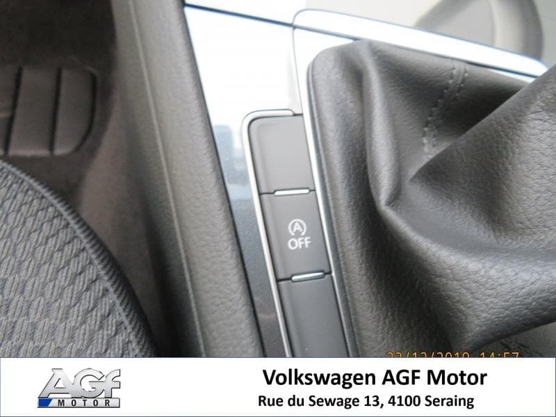 Volkswagen Golf R-LINE - 31