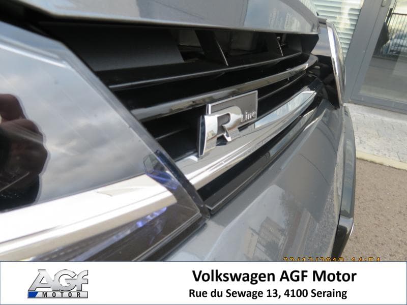 Volkswagen Golf R-LINE - 17