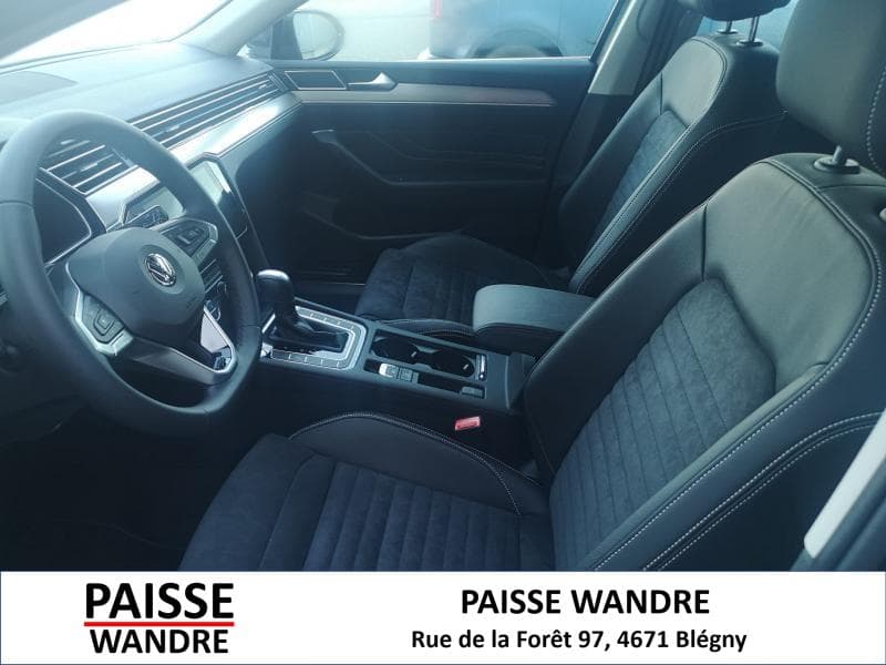 Volkswagen Passat Variant Elegance - 10