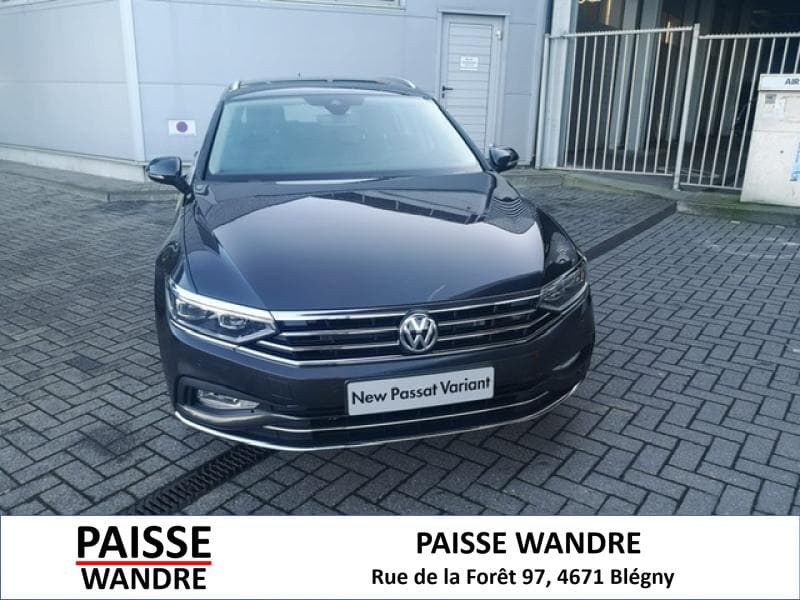 Volkswagen Passat Variant Elegance - 2