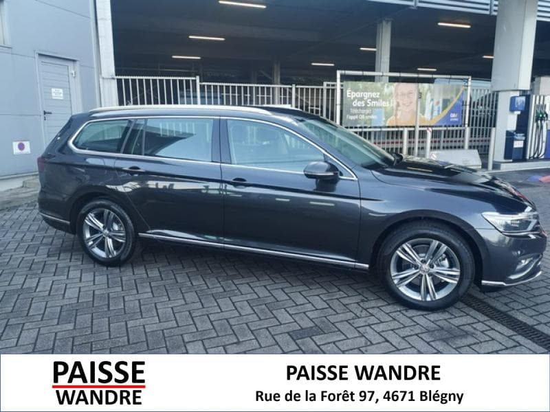 Volkswagen Passat Variant Elegance - 3