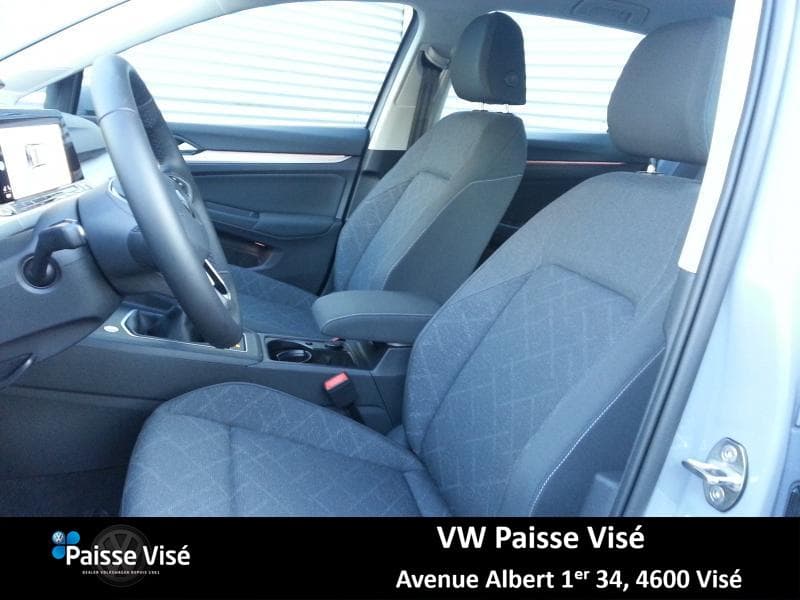 Volkswagen Golf 8 - 11
