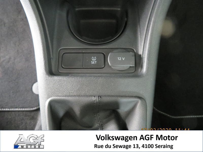 Volkswagen Up! black style - 16