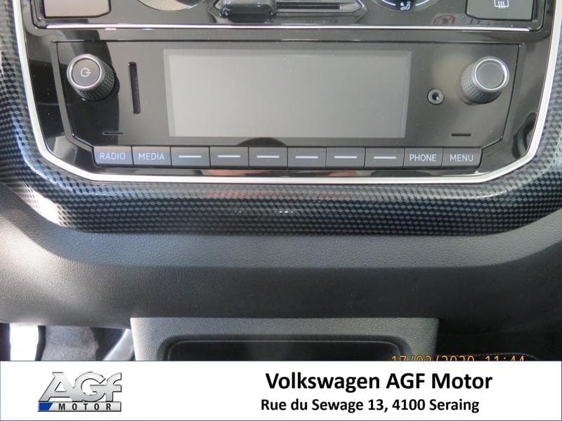 Volkswagen Up! black style - 17