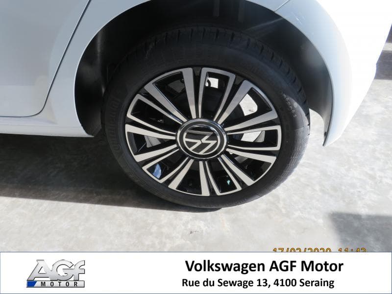 Volkswagen Up! black style - 8
