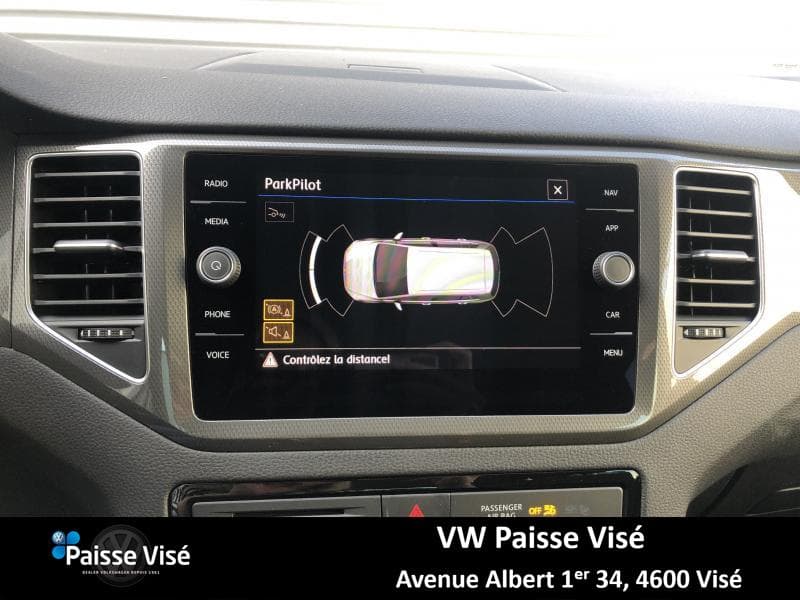 Volkswagen Golf Sportsvan IQ DRIVE - 17