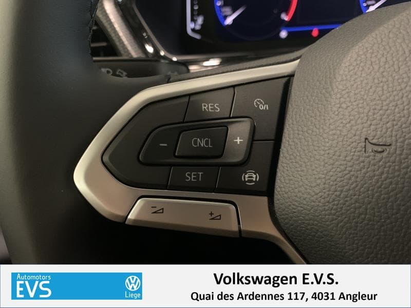 Volkswagen T-Cross Life R-Line - 10
